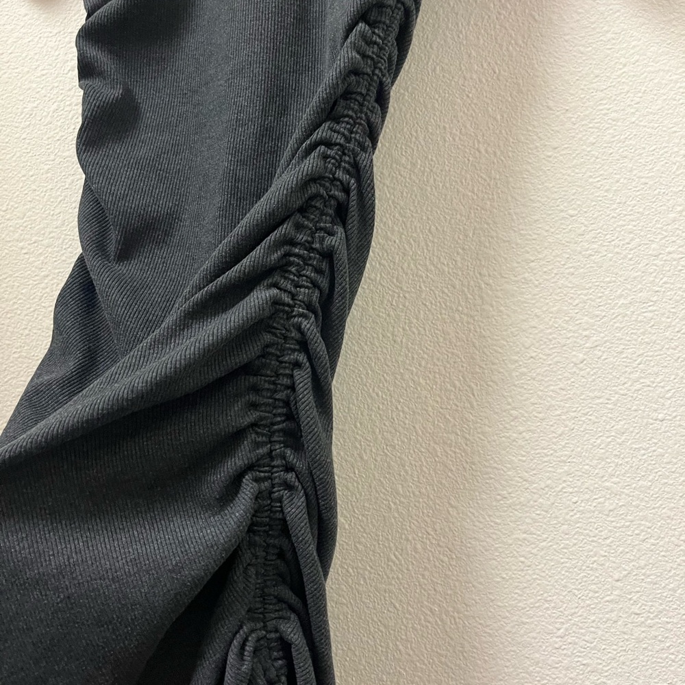 Ruched Ribbed Dress in GRAY - Picture 5 of 7